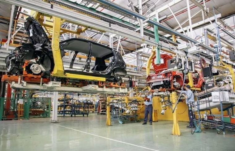 Sin insumos: se frena la producción de pick ups en Córdoba | Córdoba