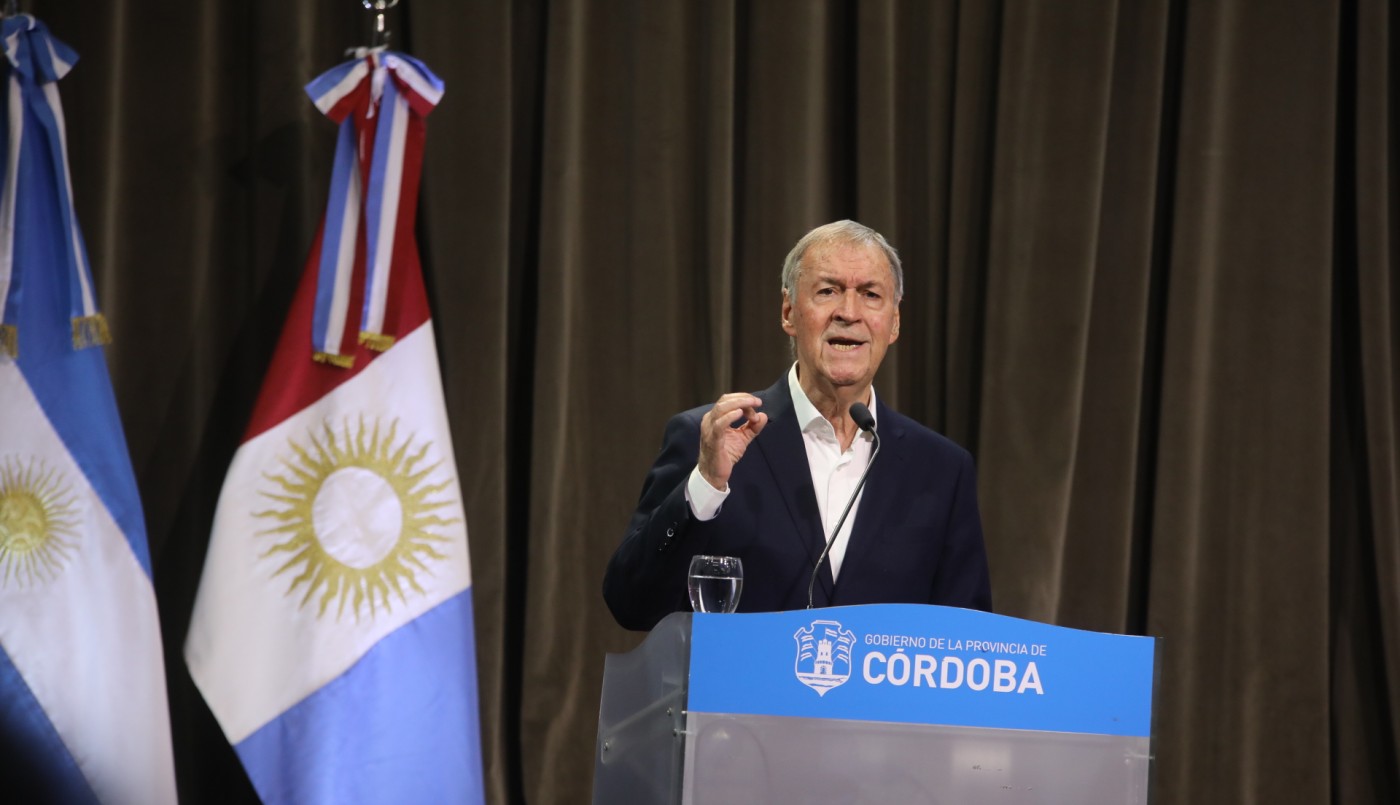 Schiaretti anuncia fortalecimiento económico de programas de empleo, hábitat y sociales en Córdoba | Córdoba