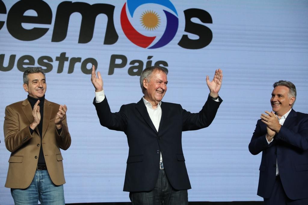 Schiaretti: "Las opciones son los partidos de la grieta que fracasaron, el salto al abismo, y nosotros" | Elecciones 2023