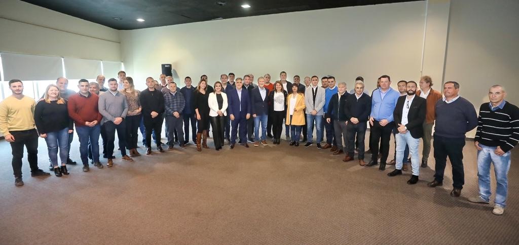 Schiaretti recibió un amplio respaldo de intendentes radicales y vecinalistas en Córdoba | Córdoba