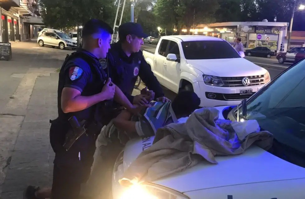 Detuvieron a un hombre que intentó robar un supermercado en La Falda | Córdoba