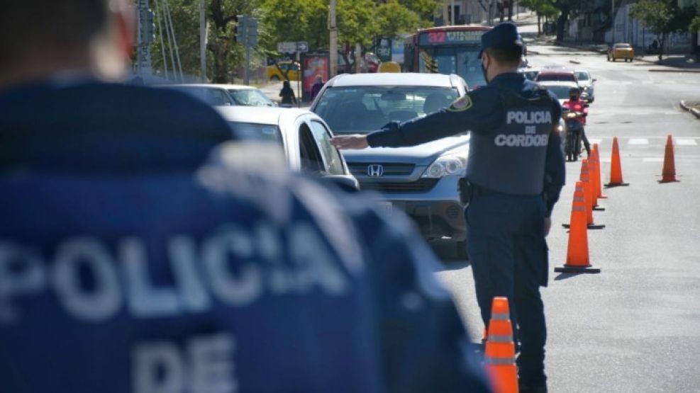 Secuestraron 32 motocicletas y un auto en un control vehícular en la zona del Dique San Roque | Córdoba