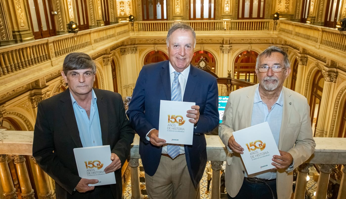 Bancor presentó el libro aniversario por sus 150 años de historia | Córdoba