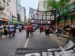 Corte de calles: Piqueteros marchan por el centro | Córdoba