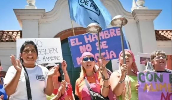 Vigilia antes del paro de la CGT: piqueteros acampan frente a la Quinta de Olivos | Actualidad