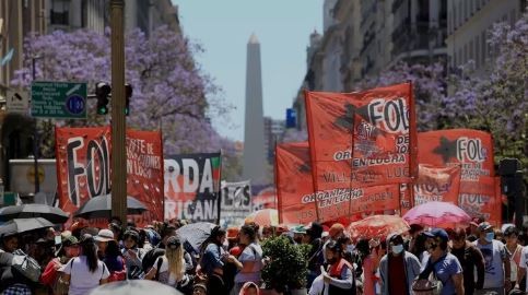 Los movimientos sociales definen el lunes un plan de lucha nacional | Actualidad