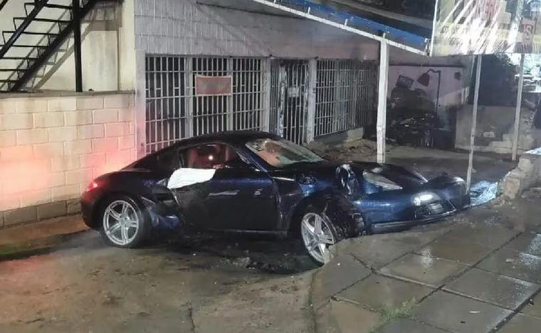 Salieron a probar el auto de alta gama de un cliente y lo chocaron en Carlos Paz | Córdoba