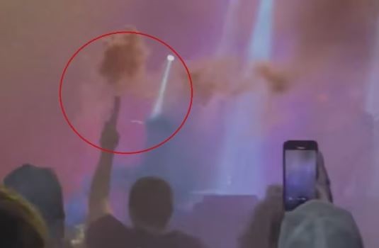 Investigan las responsabilidades de quienes prendieron bengalas en un boliche de Palermo | Actualidad