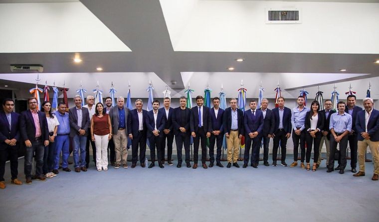 Contundente apoyo de gobernadores de todo el arco político al reclamo de Torres | Córdoba