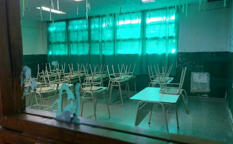 Desvalijaron la escuela Ipem 124 de Coronel Olmedo y peligra el inicio de clases | Córdoba