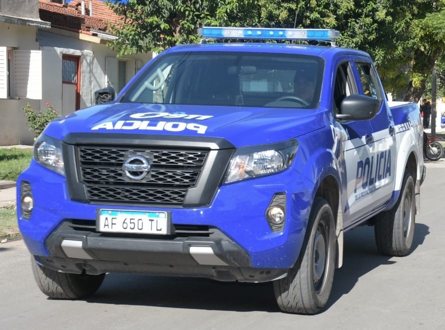 Enfrentamiento durante desalojo en Córdoba: cinco detenidos y policías heridos | Córdoba