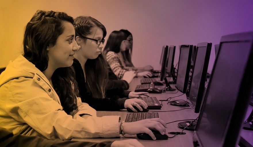 #8M: Cada vez hay menos mujeres en áreas de ciencia y tecnología en las universidades | Actualidad