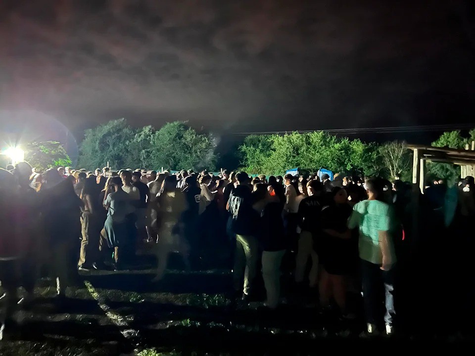 Río Cuarto: Clausuran una fiesta clandestina con 350 personas menores de edad | Córdoba