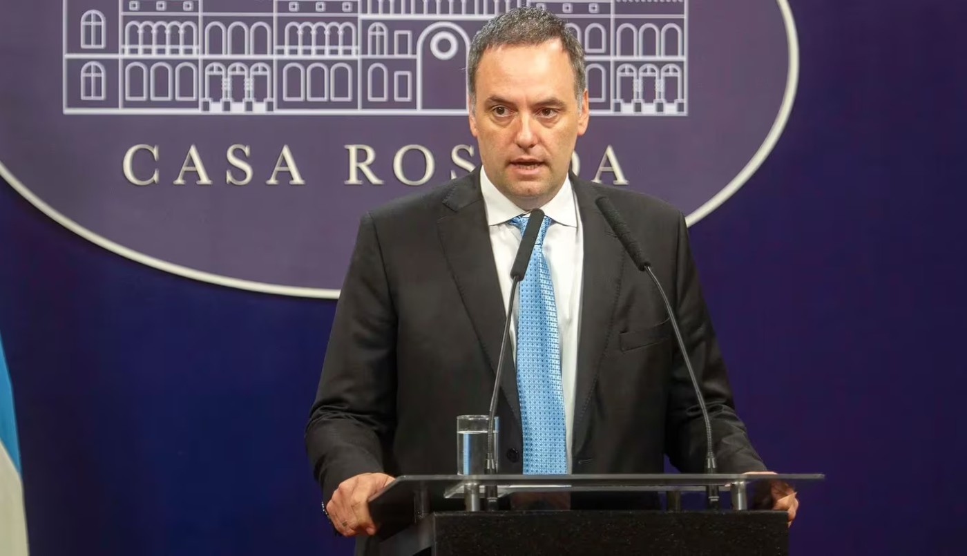 El Gobierno despidió a dos funcionarios de la Secretaría de Turismo que trabajaban en Miami y en París | Actualidad