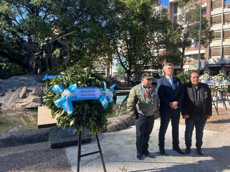 Córdoba homenajeó a los veteranos y caídos en Malvinas | Córdoba