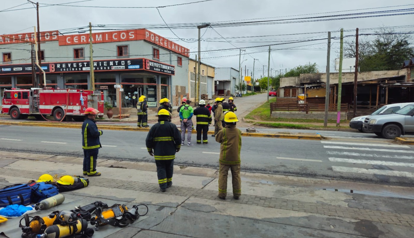 Punilla: un operario muerto por una fuga de gas y cientos de evacuados | Córdoba