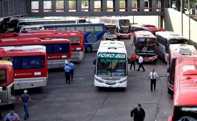 Interurbanos en Córdoba: AOITA amenaza iniciar la semana con otro paro | Córdoba