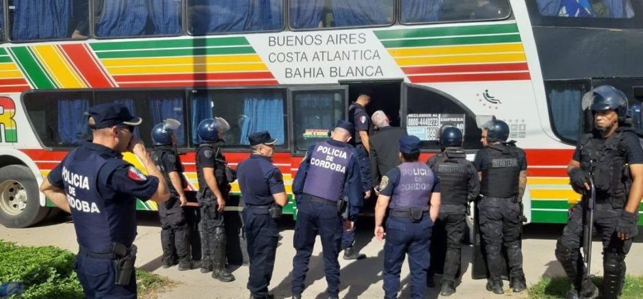 Imputan a Rafael Di Zeo junto a otros 58 hinchas de Boca por tenencia de armas de fuego | Actualidad