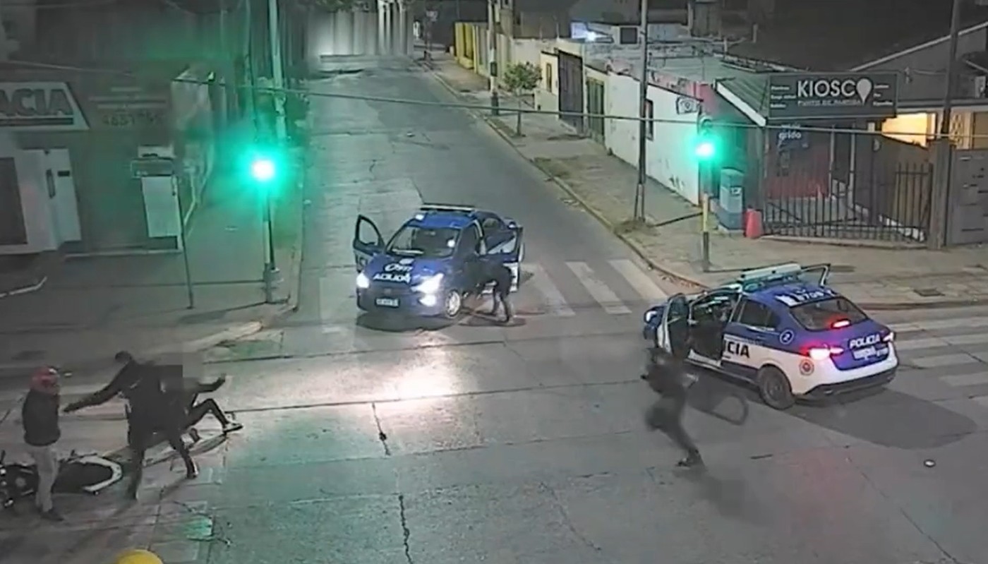 Video: adolescentes detenidos por huir en una moto robada | Córdoba