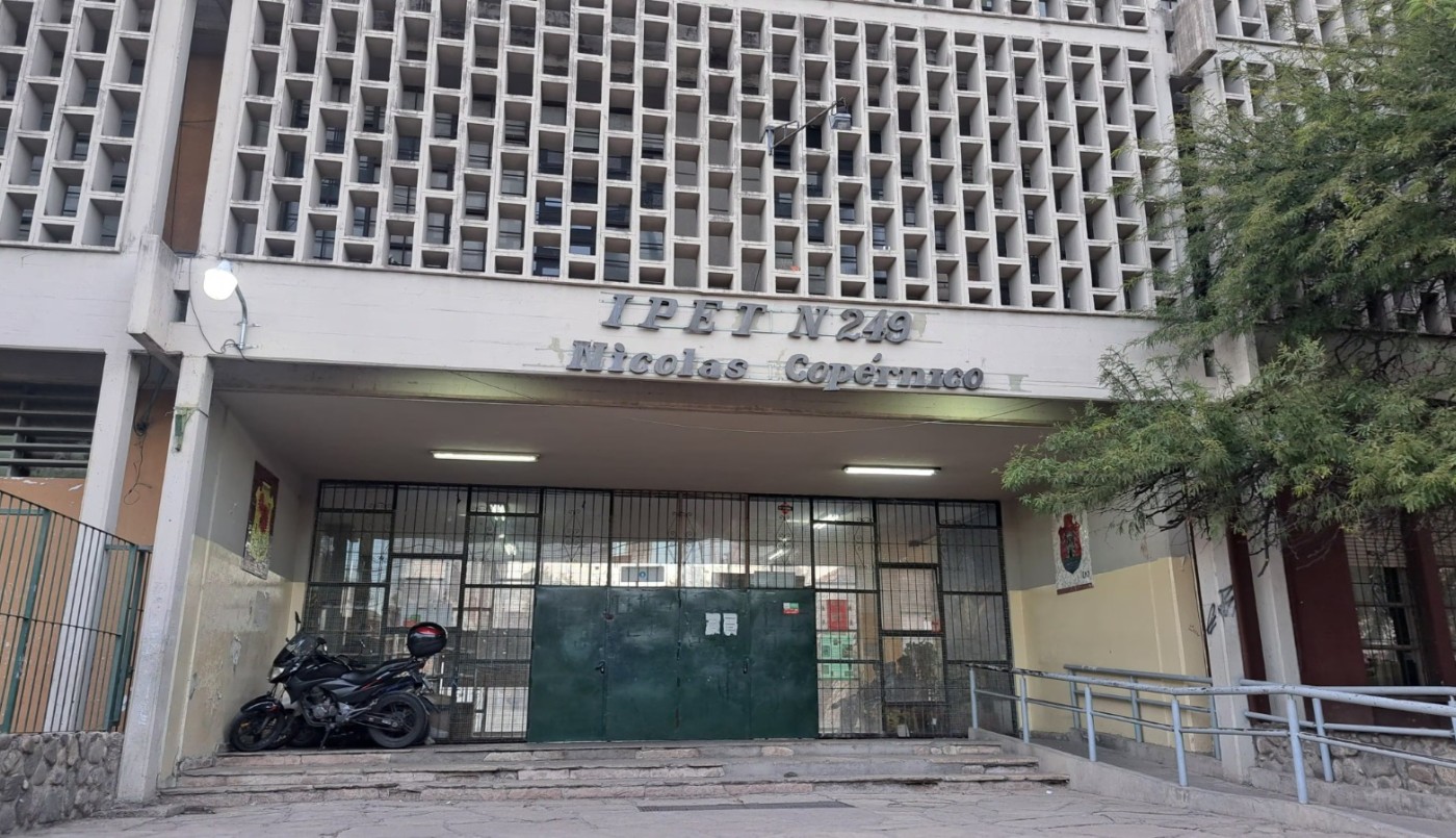 Imputaron al padre de la alumna que golpeó a cinco estudiantes | Córdoba