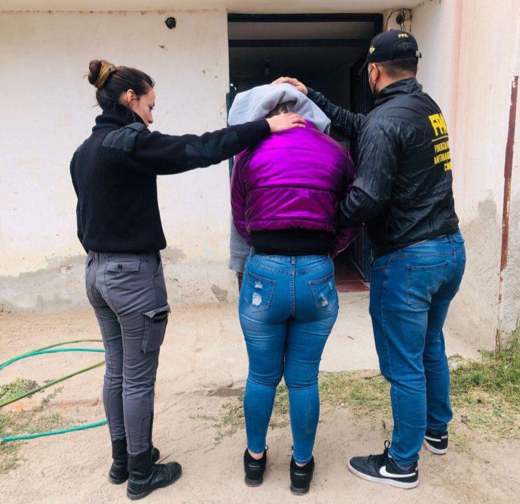 Detuvieron a dos mujeres que intentaban ingresar drogas a la cárcel de Cruz del Eje | Córdoba