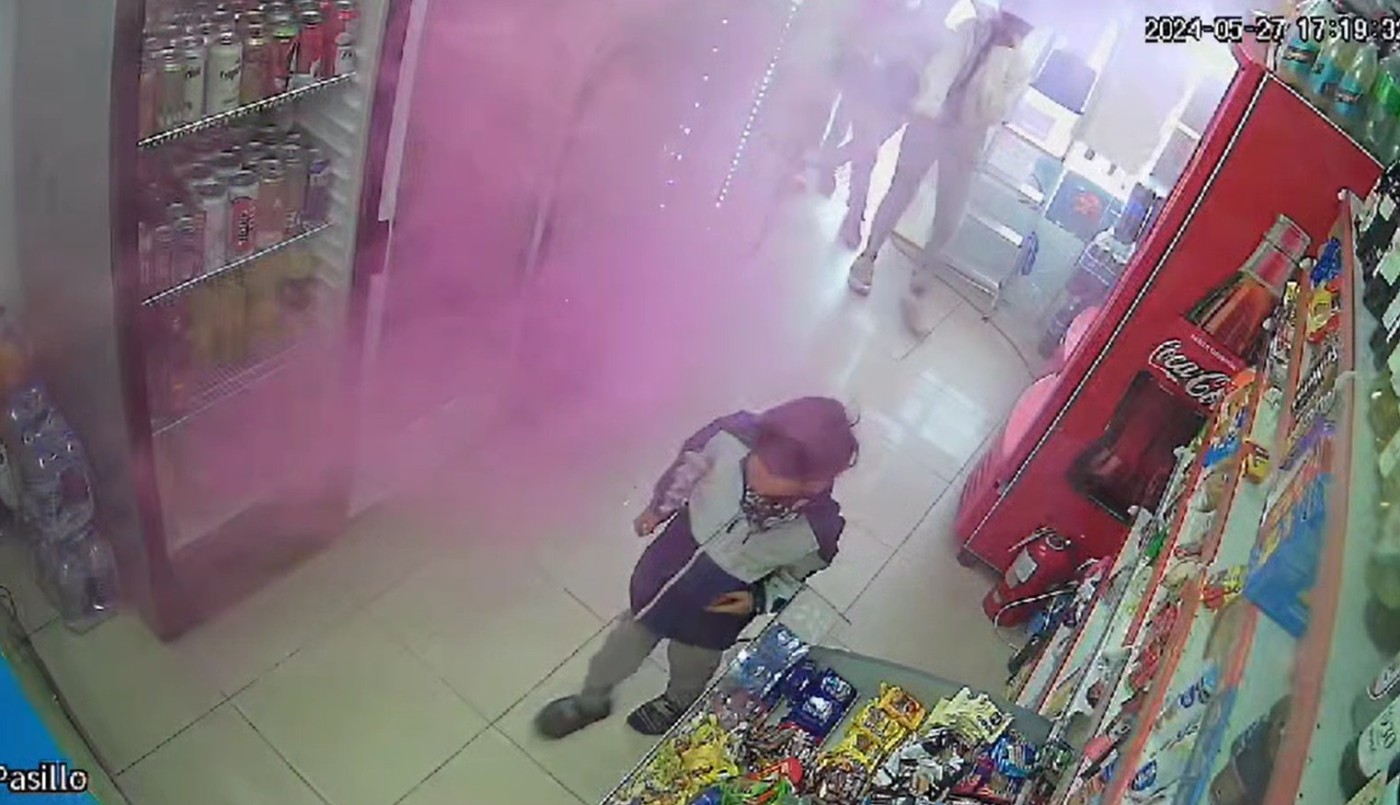 Video: así roba “la banda de las bengalas” | Córdoba