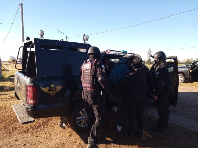 Hernando: la FPA secuestró tres kilos de marihuana y detuvo a cuatro personas | Córdoba