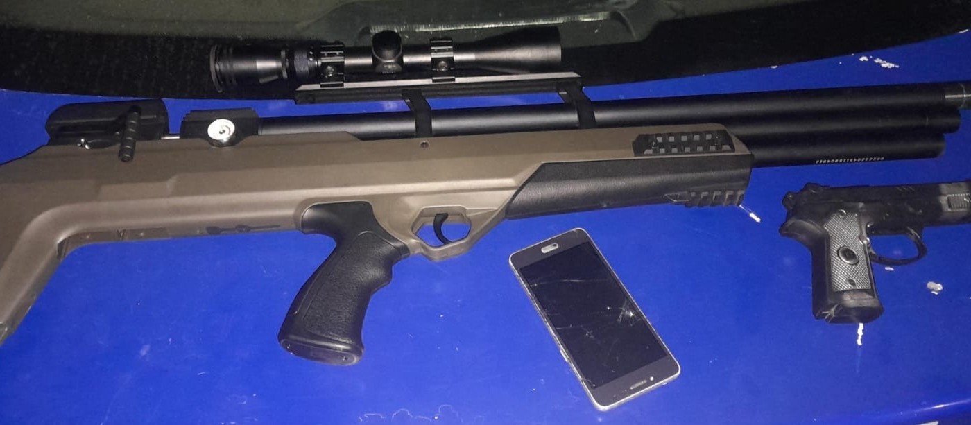 Llevaban armas e inhibidores y fueron detenidos | Córdoba