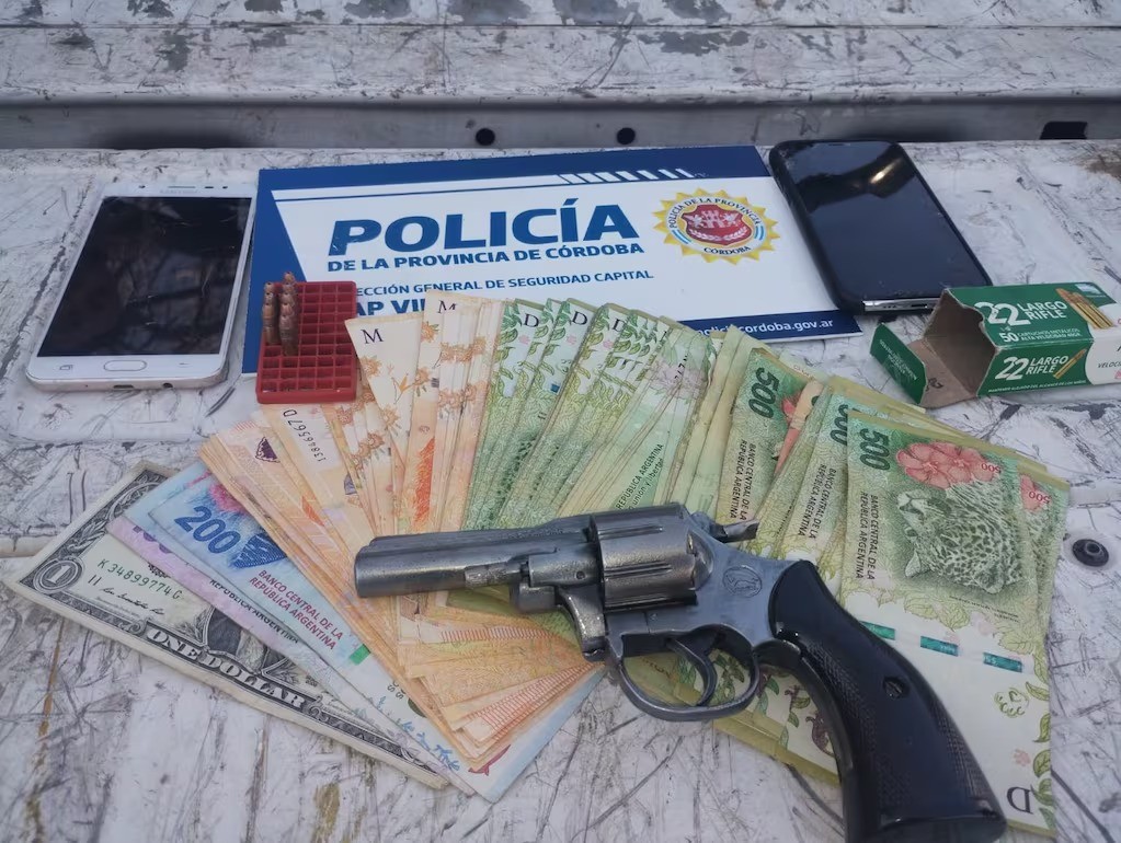 Dos jóvenes fueron detenidos por querer “coimear” a la Policía de Córdoba | Córdoba