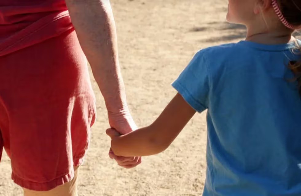 Córdoba: buscan familia adoptiva para una niña de 11 años | Córdoba