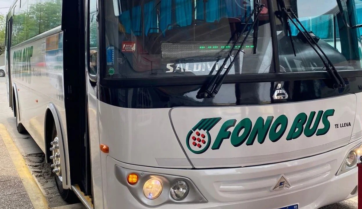 Casi tragedia: un colectivo perdió dos ruedas en Avenida Circunvalación | Principal