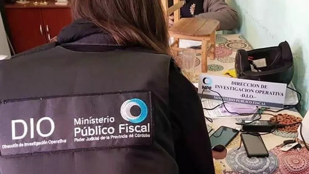 Detienen a hombre por abuso sexual infantil y distribución de material pornográfico | Córdoba