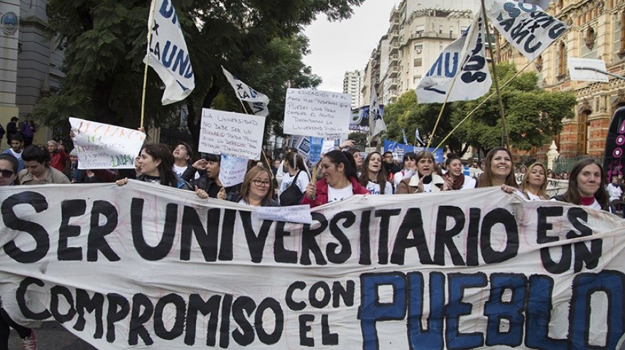 Comenzó un nuevo paro universitario de 48 horas en reclamo por la caída del salario | Actualidad