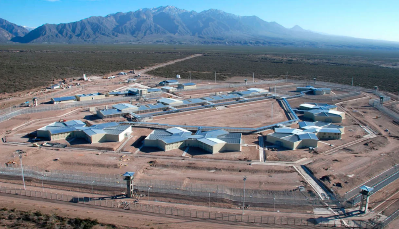 Separaron a un penitenciario tras ser descubierto manejando la camioneta de un preso | Actualidad