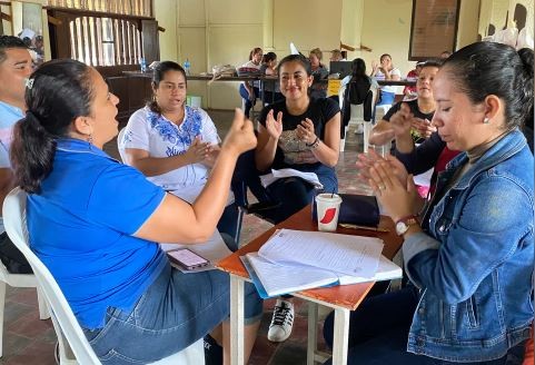 Mendoza promueve la formación docente: pagará a maestros que se capaciten en lengua, matemática, idiomas y tecnología | Actualidad