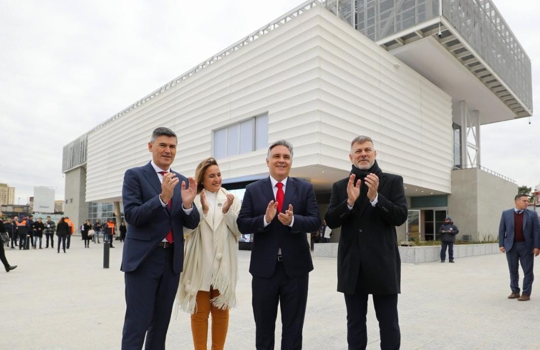 Nuevo concejo deliberante: Llaryora y Passerini inauguraron la sede | Córdoba