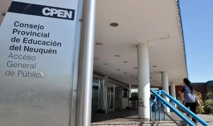 Neuquén: investigan a un psicólogo por hacer más de 800 certificados falsos para trabajadores estatales | Actualidad