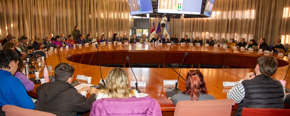 Declaran la crisis salarial de los trabajadores de la UNC | Córdoba