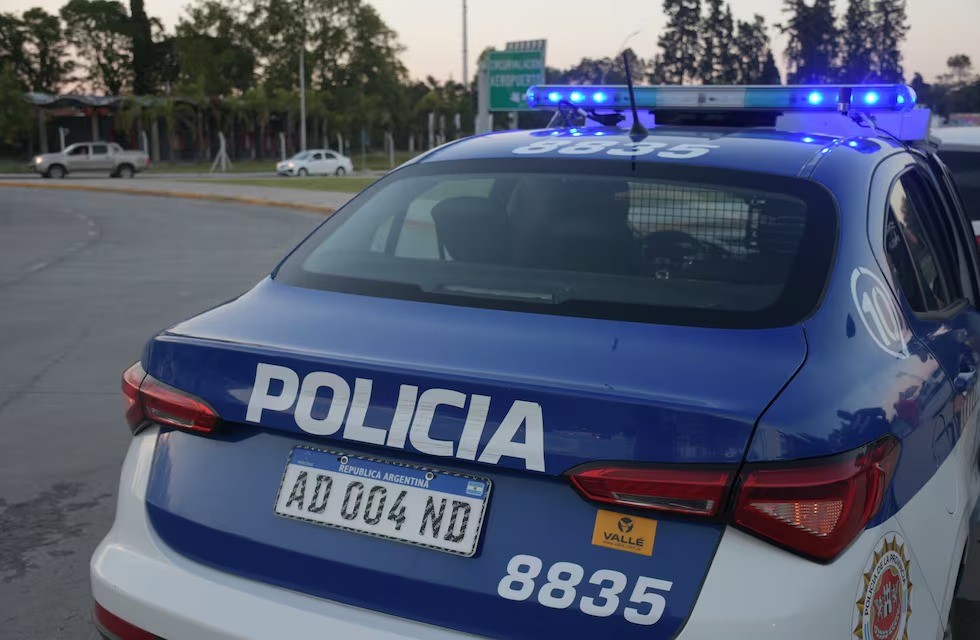 Salió a defender a la víctima de un robo en Córdoba y lo balearon a plena luz del día | Córdoba
