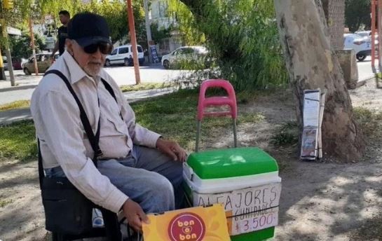 Vendía golosinas en una plaza, murió y descubrieron que estaba prófugo por un caso de violación | Actualidad