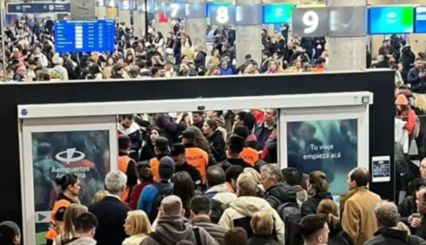 Tensión en Aeroparque por medida de fuerza de maleteros: el Gobierno quiere sancionarlos | Actualidad