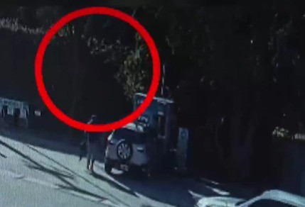 Video: le robaron la computadora mientras inflaba las gomas de su camioneta | Córdoba