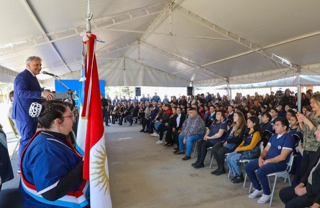 Llaryora anunció que Cruz del Eje tendrá una sede de la Universidad Provincial | Córdoba