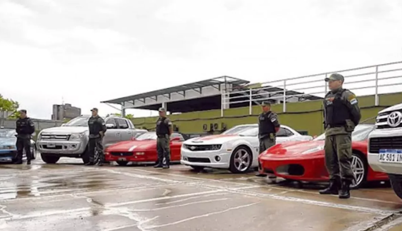 Subastan autos de lujo de narcos argentinos | Actualidad