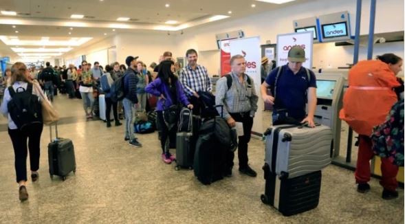 El Gobierno anunció sanciones para los trabajadores aeronáuticos que hicieron paro en Aeroparque | Actualidad