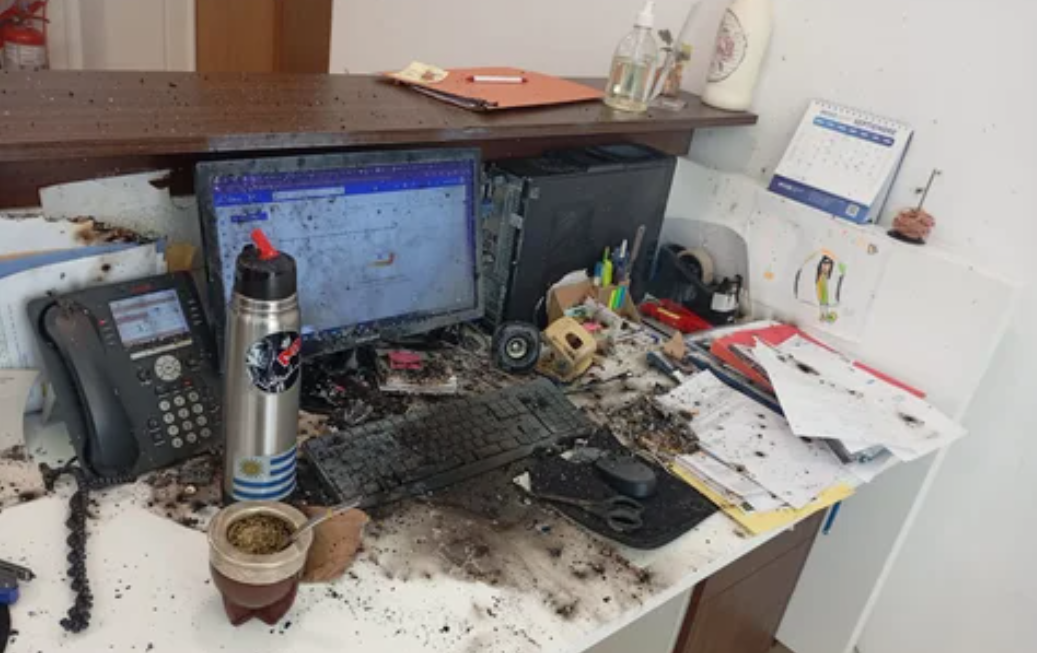 Así quedó la oficina donde explotó el paquete sospechoso enviado a Pino en La Rural | Actualidad