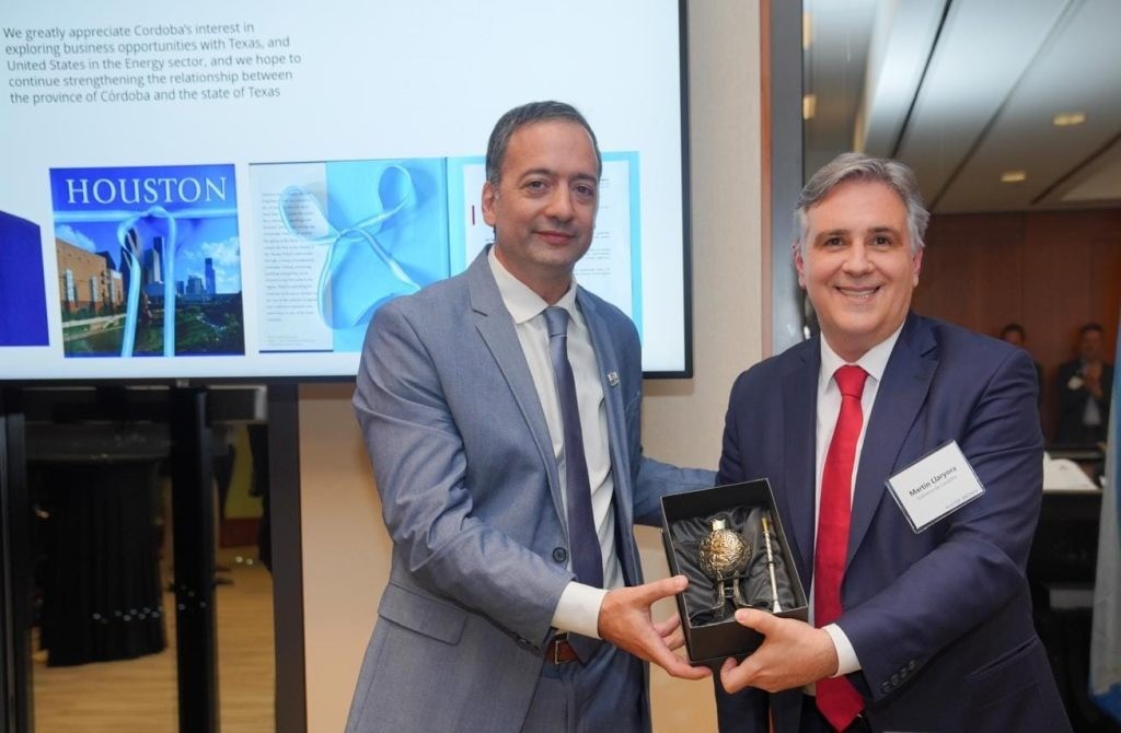 Invitado por Amcham, Martín Llaryora continúa su gira por Estados Unidos | Córdoba