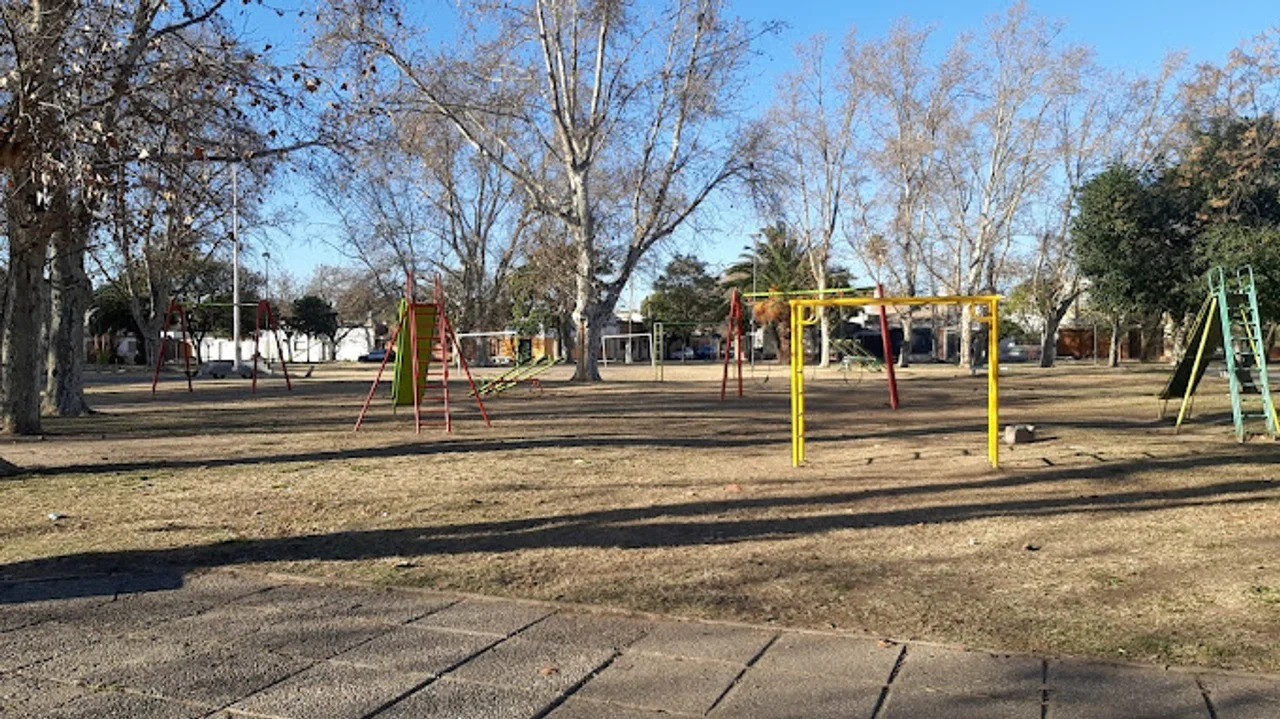 Vecinos de barrio Müller reclaman por el avance de las obras en la Plaza Libertad | Córdoba
