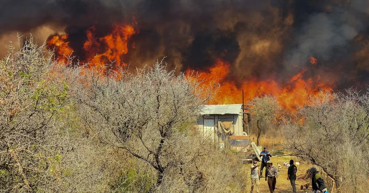 Incendios en Córdoba: continúan activos los focos en Capilla del Monte, Villa Berna y Salsacate | Córdoba