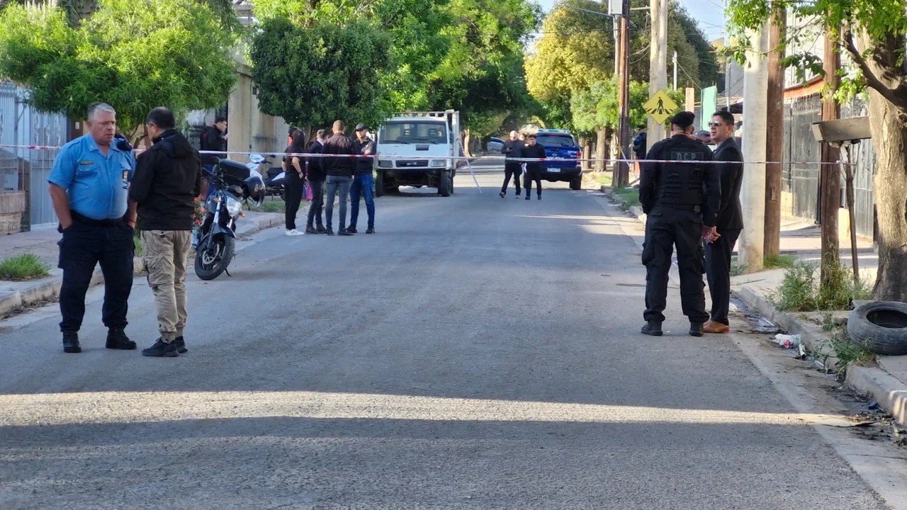 Un sargento de la policía mató a un delincuente en barrio Los Platanos | Córdoba